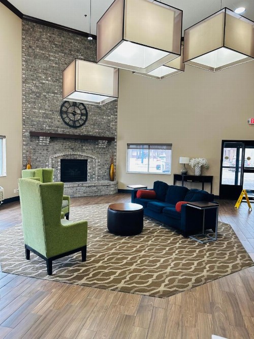 Comfort Suites - Sioux Falls - image 3