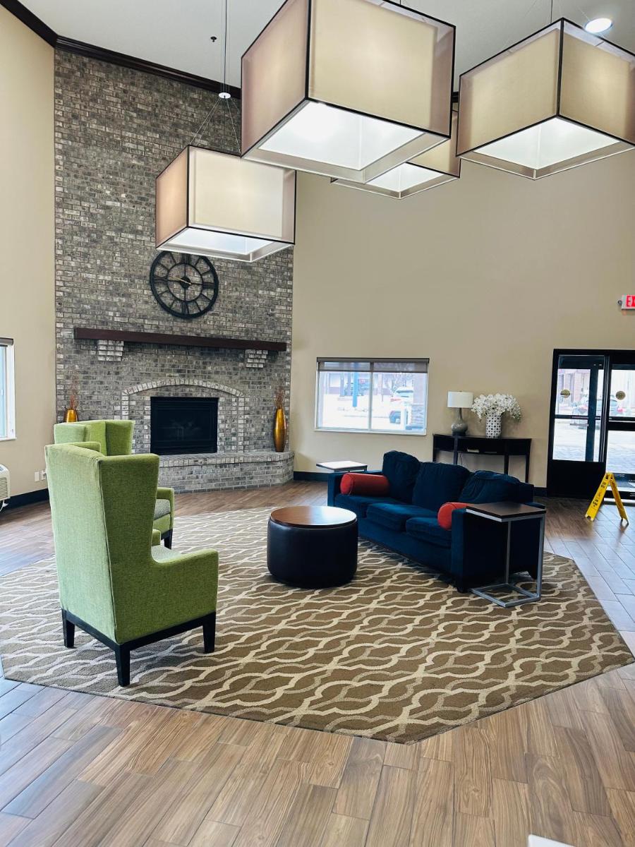 Comfort Suites - Sioux Falls - image 3