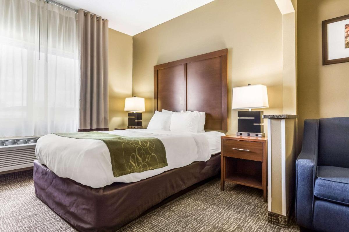Comfort Suites - Sioux Falls - image 6