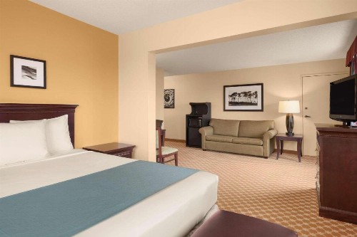 Country Inn & Suites by Radisson Sioux Falls SD - image 14