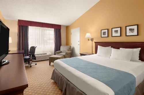 Country Inn & Suites by Radisson Sioux Falls SD - image 20