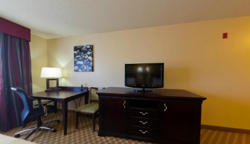 Country Inn & Suites by Radisson Sioux Falls SD - image 27