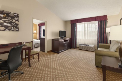 Country Inn & Suites by Radisson Sioux Falls SD - image 3