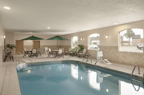 Country Inn & Suites by Radisson Sioux Falls SD - image 34