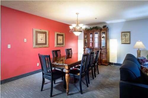Ramada by Wyndham Sioux Falls Airport - Waterpark Resort & Event Center - image 30