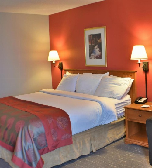 Ramada by Wyndham Sioux Falls Airport - Waterpark Resort & Event Center - image 46