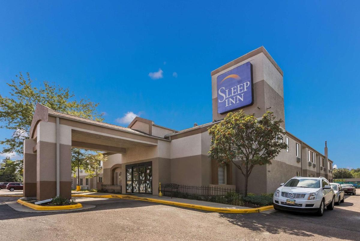 Sleep Inn Airport Sioux Falls - main image
