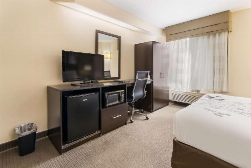 Sleep Inn Airport Sioux Falls - image 18