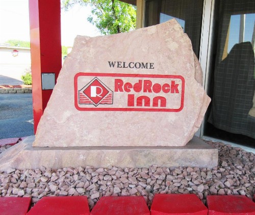 RedRock Inn Sioux Falls - image 5