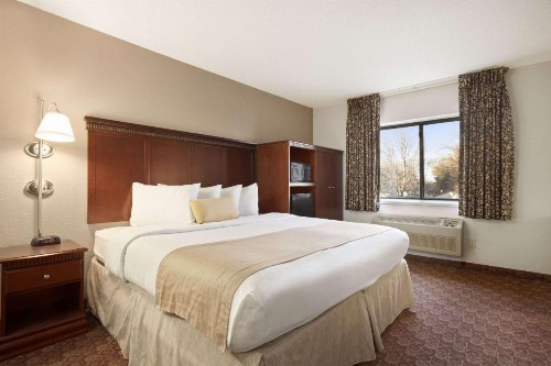 Baymont by Wyndham Sioux Falls - image 12