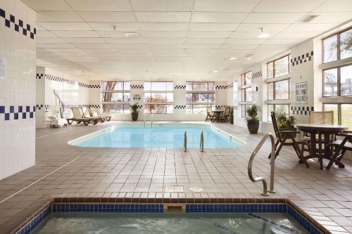 Baymont by Wyndham Sioux Falls - image 4