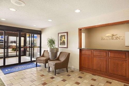 Baymont by Wyndham Sioux Falls - image 5