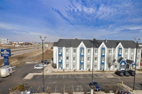 Microtel Inn & Suites by Wyndham Sioux Falls - image 21