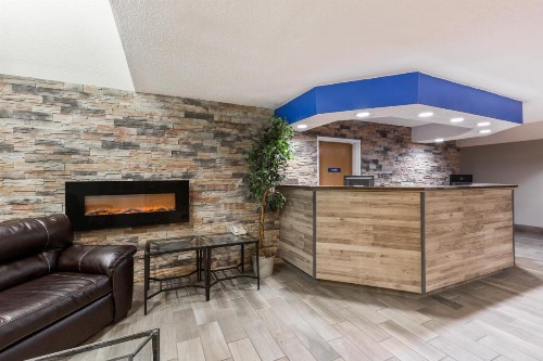 Microtel Inn & Suites by Wyndham Sioux Falls - image 34