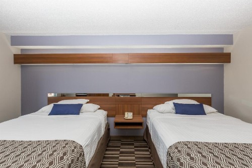 Microtel Inn & Suites by Wyndham Sioux Falls - image 36
