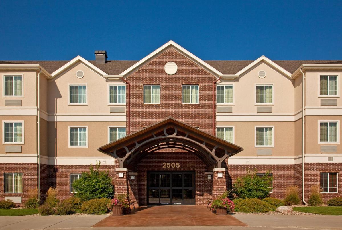 Staybridge Suites Sioux Falls at Empire Mall an IHG Hotel - main image