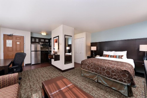 Staybridge Suites Sioux Falls at Empire Mall an IHG Hotel - image 21