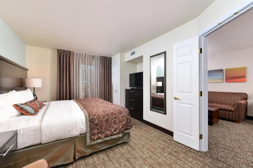 Staybridge Suites Sioux Falls at Empire Mall an IHG Hotel - image 30