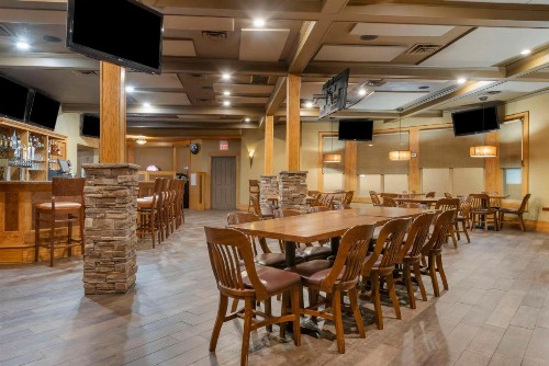Best Western Plus Ramkota Hotel - image 10