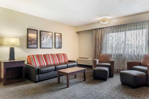 Best Western Plus Ramkota Hotel - image 15