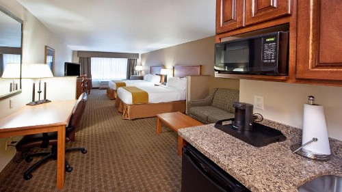 Holiday Inn Express & Suites Sioux Falls Southwest an IHG Hotel - image 7