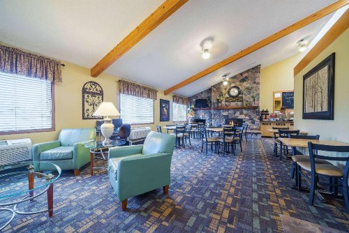 AmericInn by Wyndham Sioux Falls - image 27