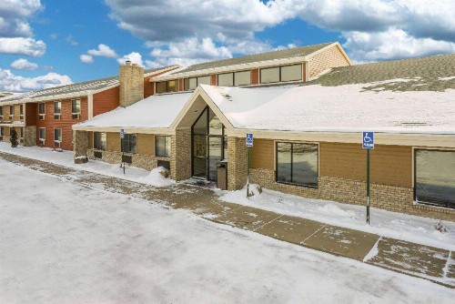 AmericInn by Wyndham Sioux Falls - image 35