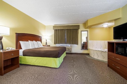 AmericInn by Wyndham Sioux Falls - image 5