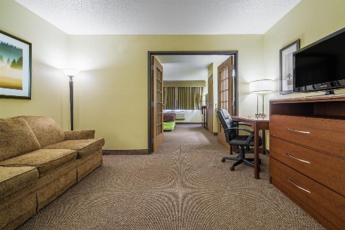AmericInn by Wyndham Sioux Falls - image 8