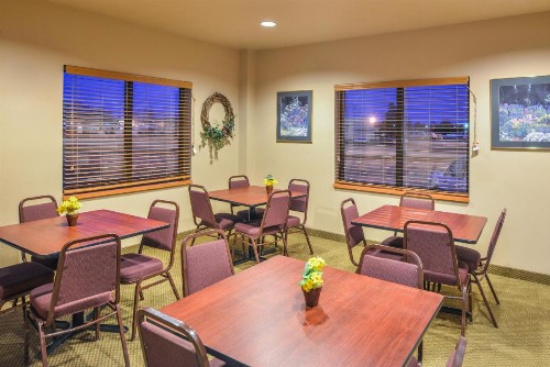Baymont by Wyndham Sioux Falls North I-29 and Russell Street - image 29