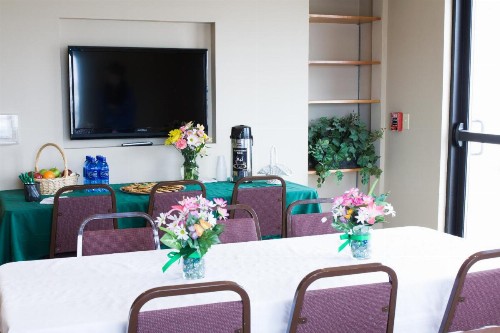 Baymont by Wyndham Sioux Falls North I-29 and Russell Street - image 32