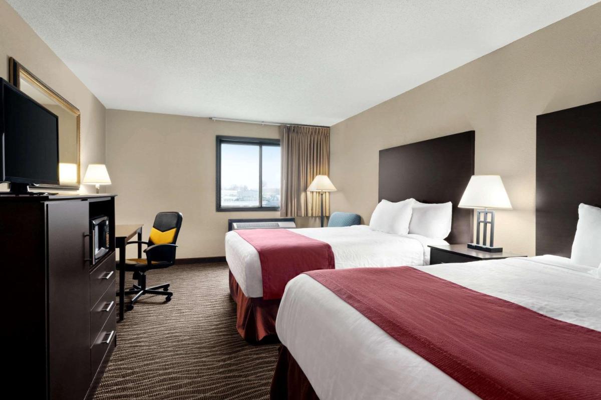 Baymont by Wyndham Sioux Falls North I-29 and Russell Street - image 4