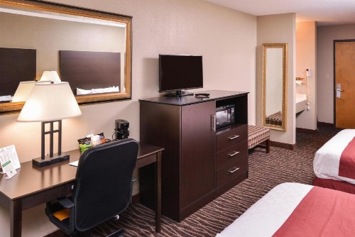 Baymont by Wyndham Sioux Falls North I-29 and Russell Street - image 44