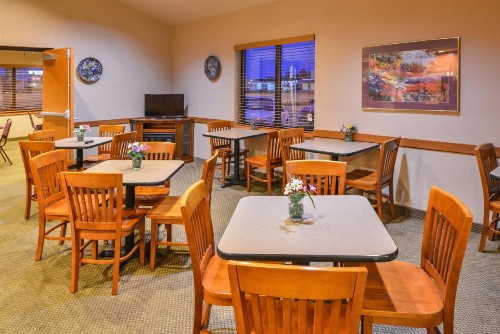 Baymont by Wyndham Sioux Falls North I-29 and Russell Street - image 46
