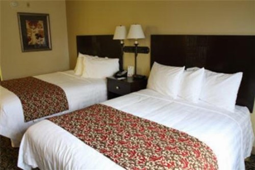 Valley Inn Sanford Medical Center - image 10