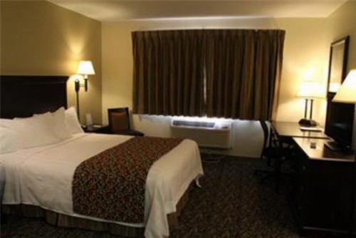 Valley Inn Sanford Medical Center - image 4