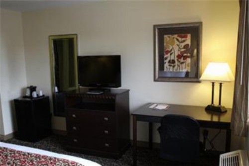 Valley Inn Sanford Medical Center - image 5