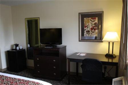 Valley Inn Sanford Medical Center - image 5