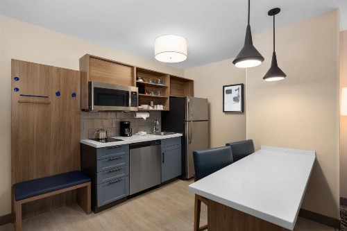 Candlewood Suites Sioux Falls an IHG Hotel - image 11