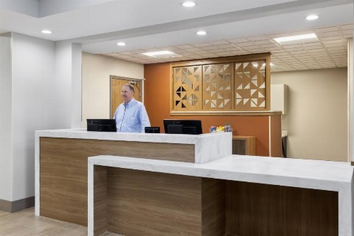 Candlewood Suites Sioux Falls an IHG Hotel - image 14