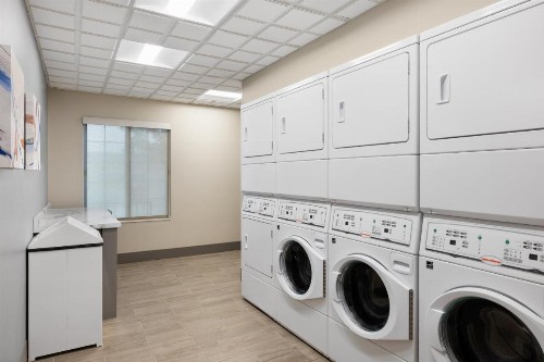 Candlewood Suites Sioux Falls an IHG Hotel - image 16