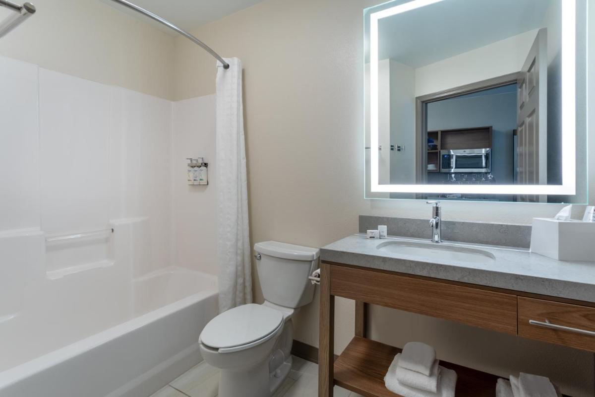 Candlewood Suites Sioux Falls an IHG Hotel - image 2