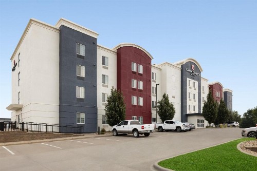 Candlewood Suites Sioux Falls an IHG Hotel - image 8