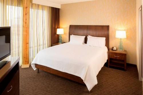 Hilton Garden Inn Sioux Falls Downtown - image 30