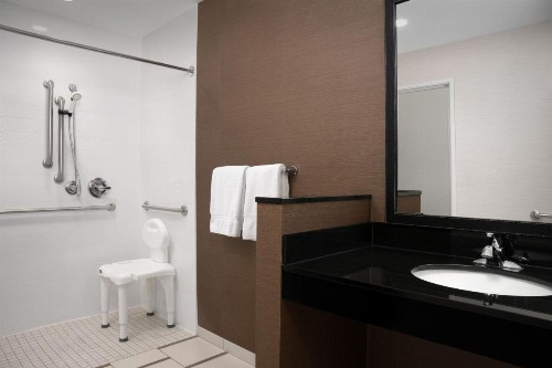 Fairfield Inn & Suites By Marriott Sioux Falls Airport - image 21