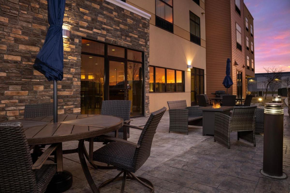 Fairfield Inn & Suites By Marriott Sioux Falls Airport - image 6