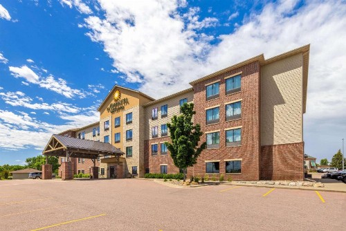 La Quinta by Wyndham Sioux Falls - image 2