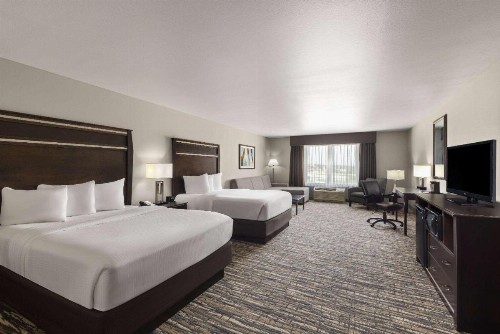 La Quinta by Wyndham Sioux Falls - image 21