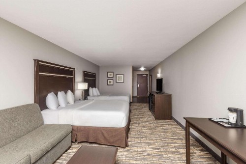 La Quinta by Wyndham Sioux Falls - image 35