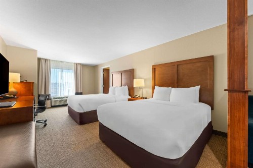 Comfort Inn & Suites Avera Southwest - image 25